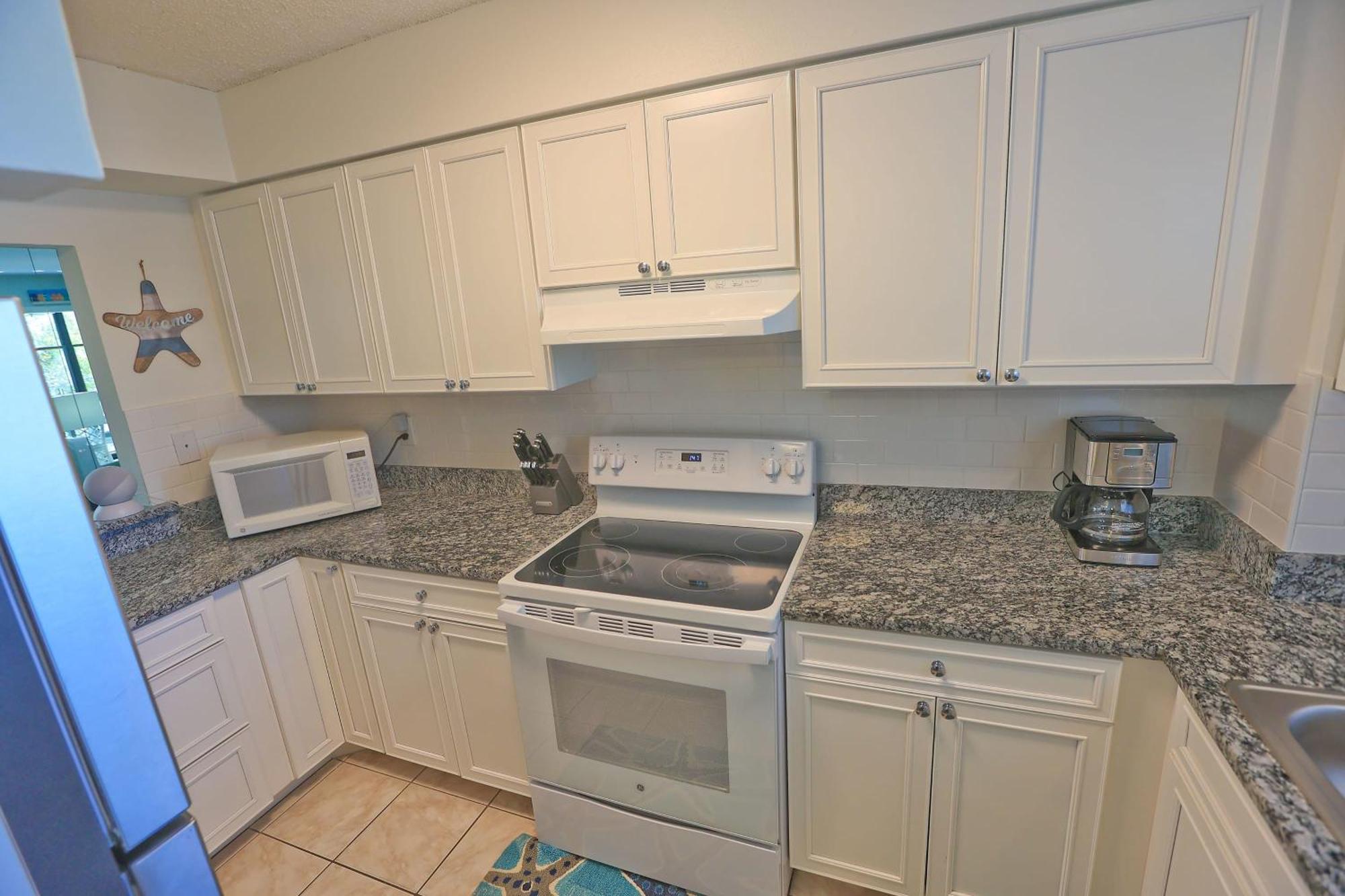 Updated Condo With Pool, Walk To Crescent Beach & Restaurants! Sarasota Ngoại thất bức ảnh